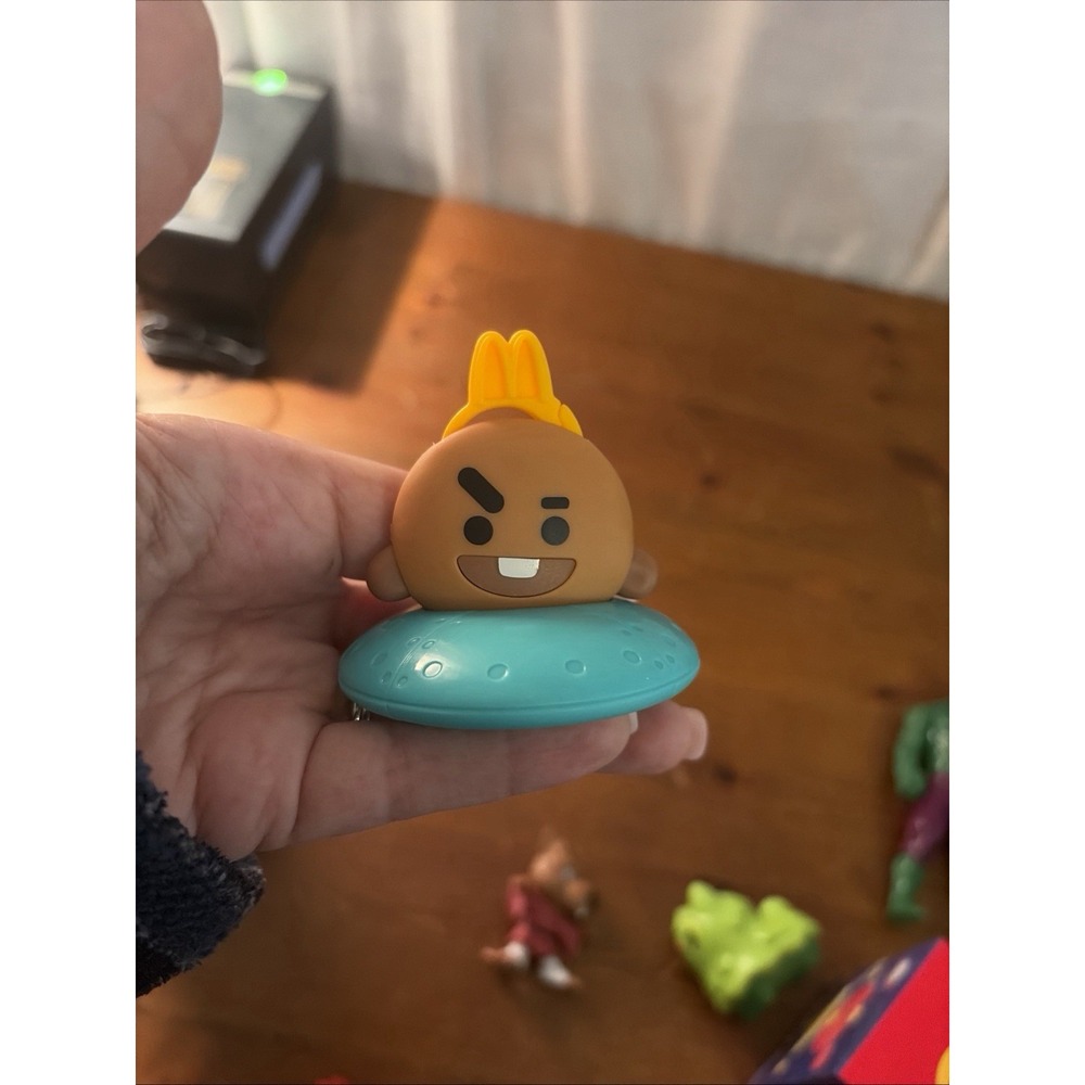 McDonald's 2026 BTS BT21 SHOOKY HAPPY MEAL KEYCHAIN